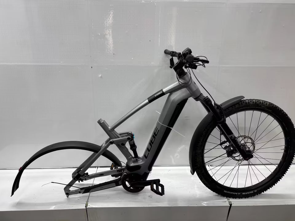 Cube Stereo Hybrid 120 Race - Rahmengröße XL - Bastlerrad zum Wiederaufbau