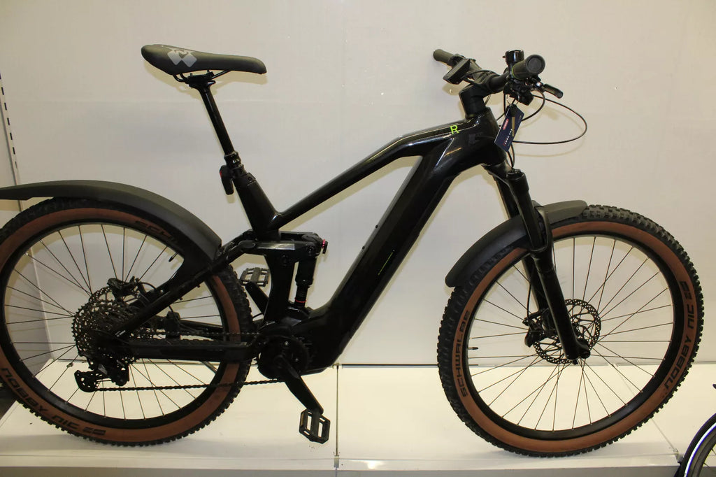Cube Stereo Race HPC 140 R