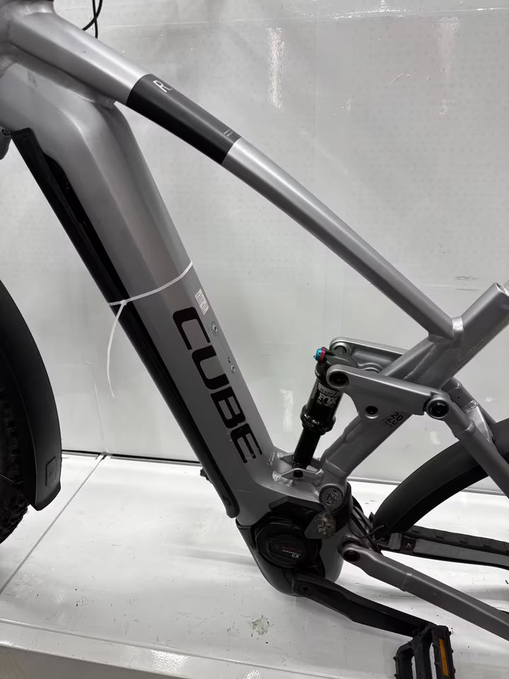 Cube Stereo Hybrid 120 Race - Rahmengröße XL - Bastlerrad zum Wiederaufbau