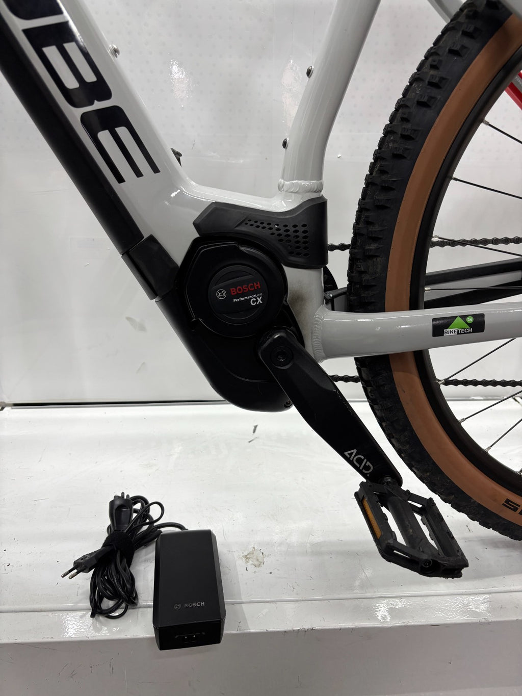 Cube Reaction Hybrid Pro E-Bike - Rahmengröße L, keine 450 Km