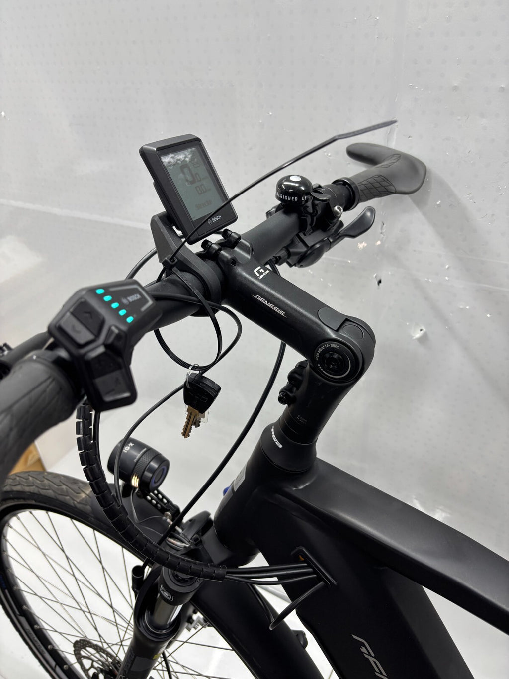 Genesis E-Series Touring, keine 200 KM gefahren!