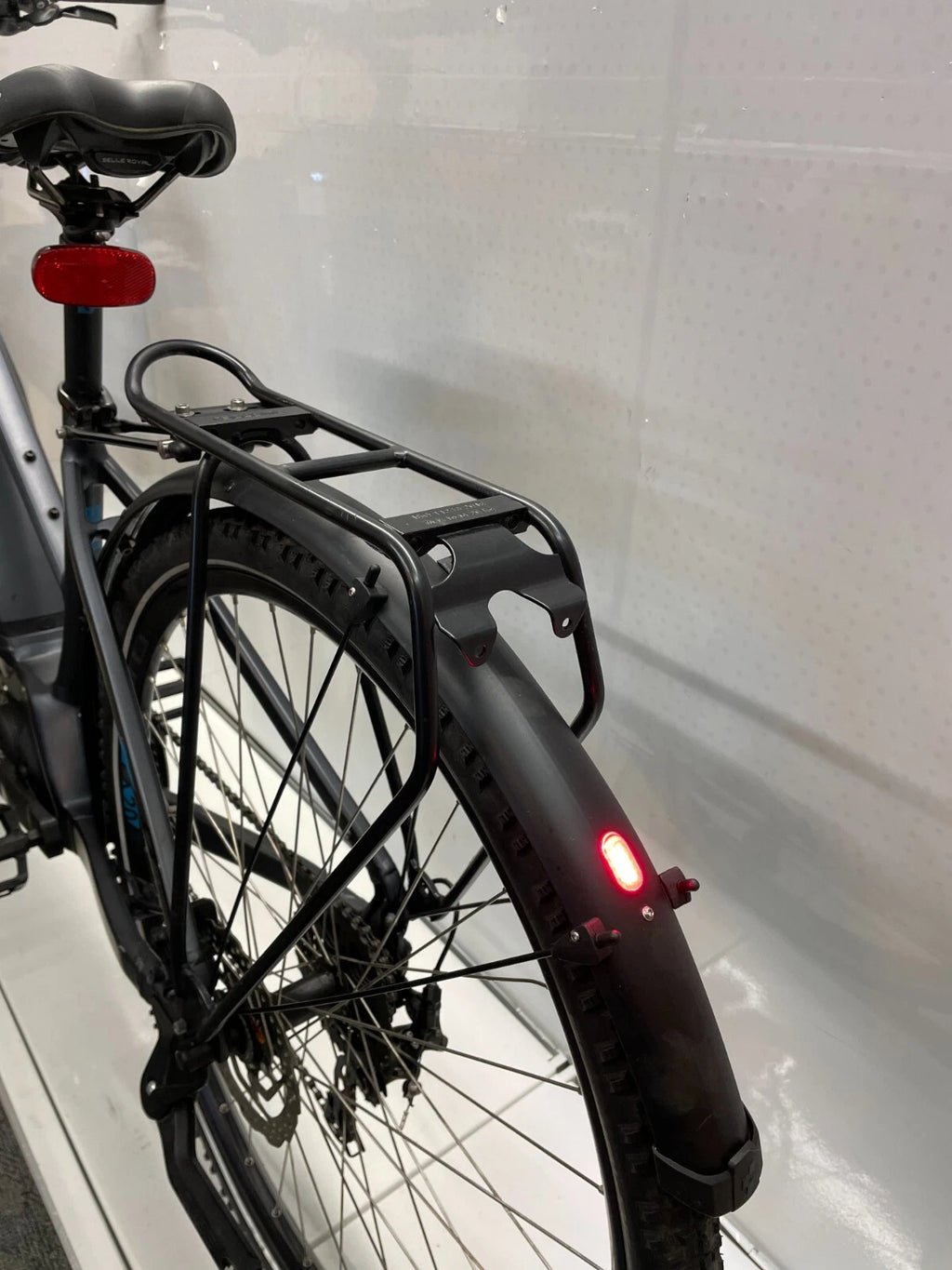 CUBE Cross Hybrid One 500, keine 750 Km gefahren!