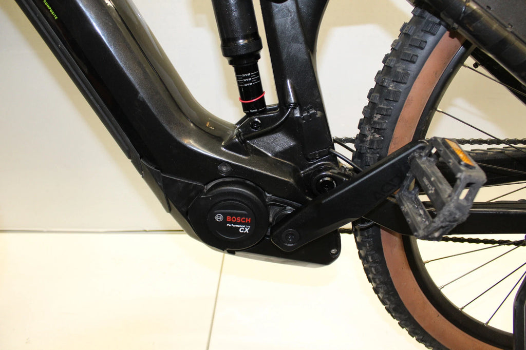 Cube Stereo Race HPC 140 R