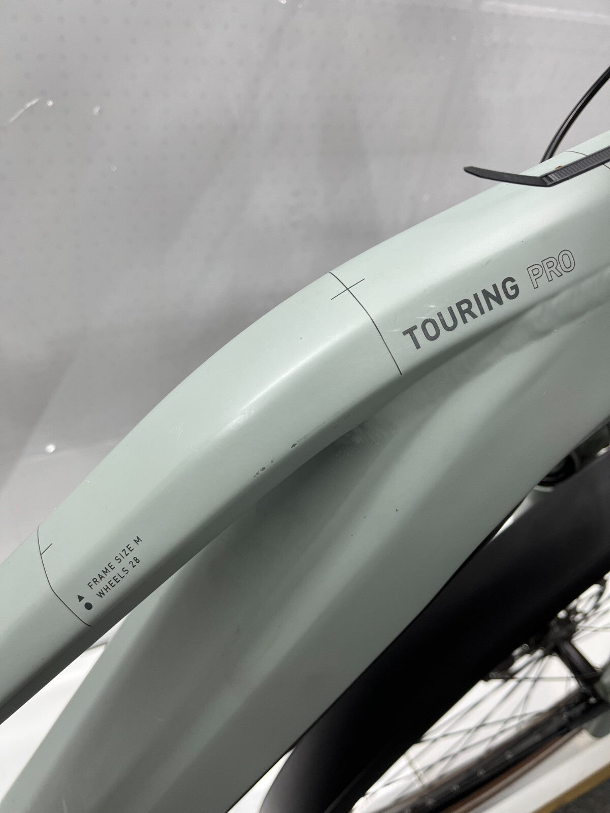 Cube Touring Hybrid Pro 625
