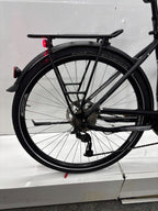 Genesis E-Series Touring, keine 200 KM gefahren!