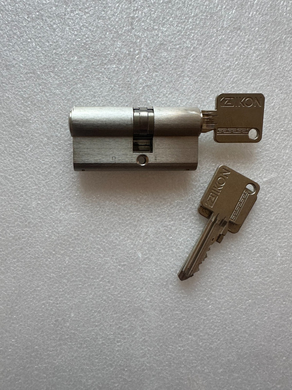 IKON Schließanlage ASSA ABLOY Doppelzylinder L=27/35 3x Schlüssel Türschloß