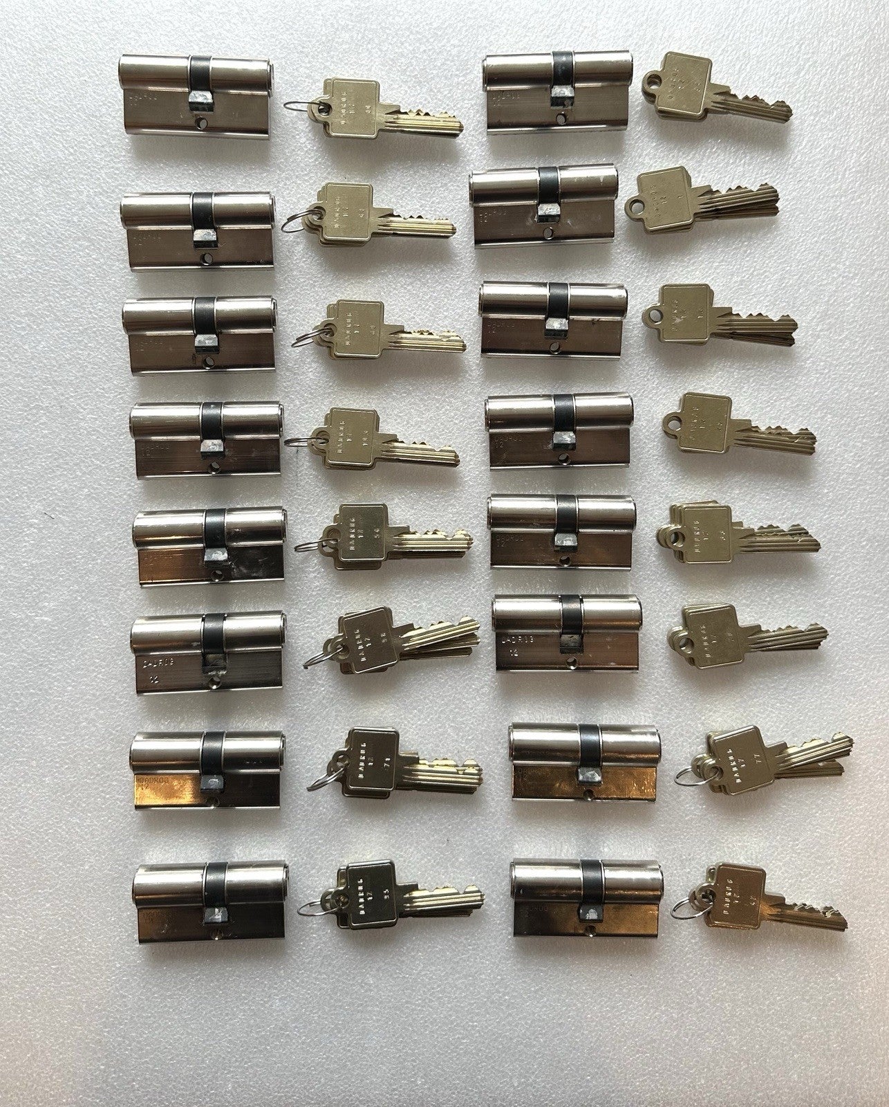 BKS Schließzylinder Doppelzylinder Gleichschließend 16 Zylinder + 48 Schlüssel