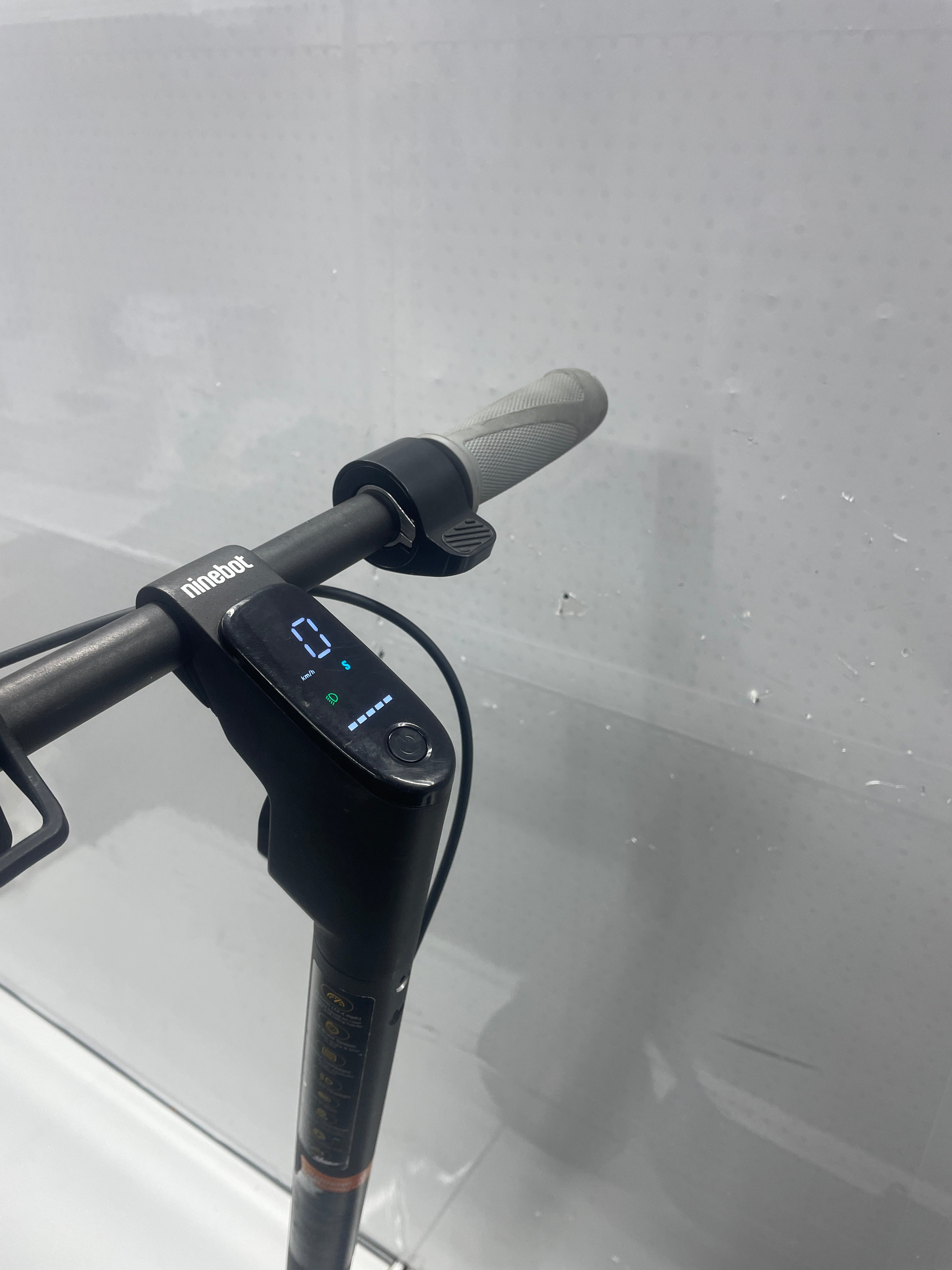 Segway ninebot KickScooter F20D