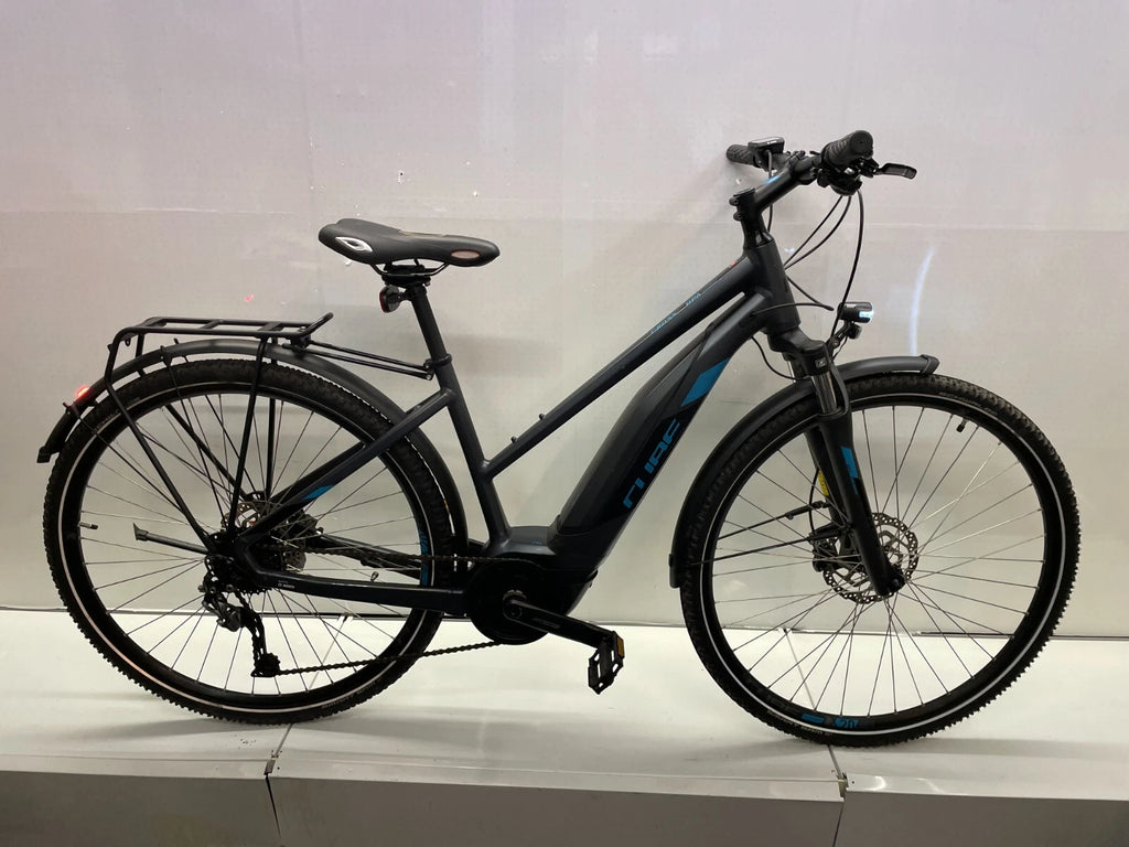 CUBE Cross Hybrid One 500, keine 750 Km gefahren!
