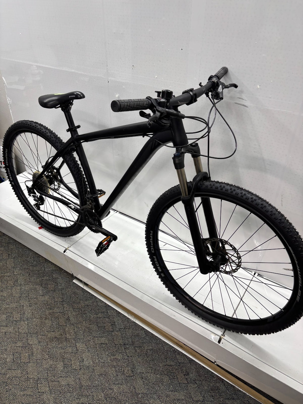 Specialized Rockshopper - viele Neuteile!