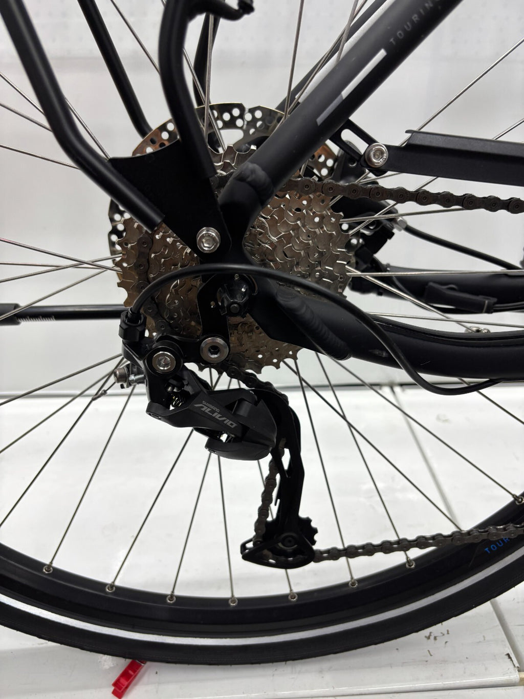 Genesis E-Series Touring, keine 200 KM gefahren!