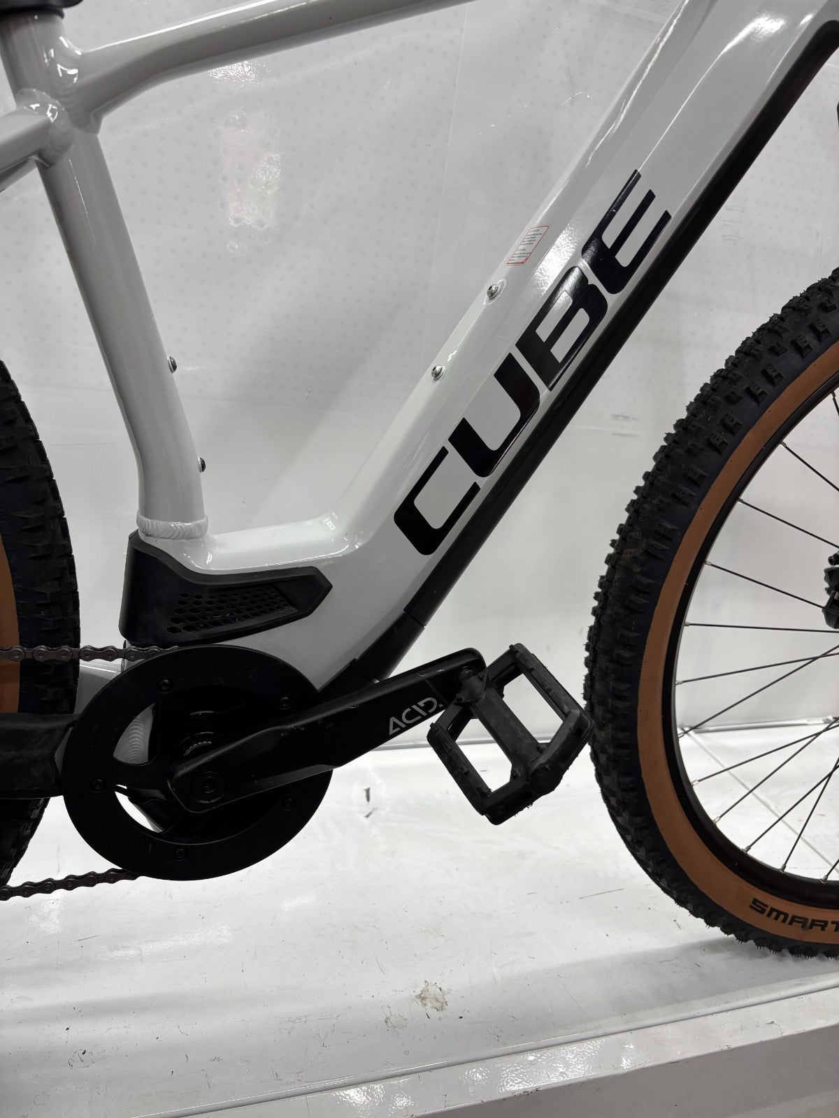 Cube Reaction Hybrid Pro E-Bike - Rahmengröße L, keine 450 Km