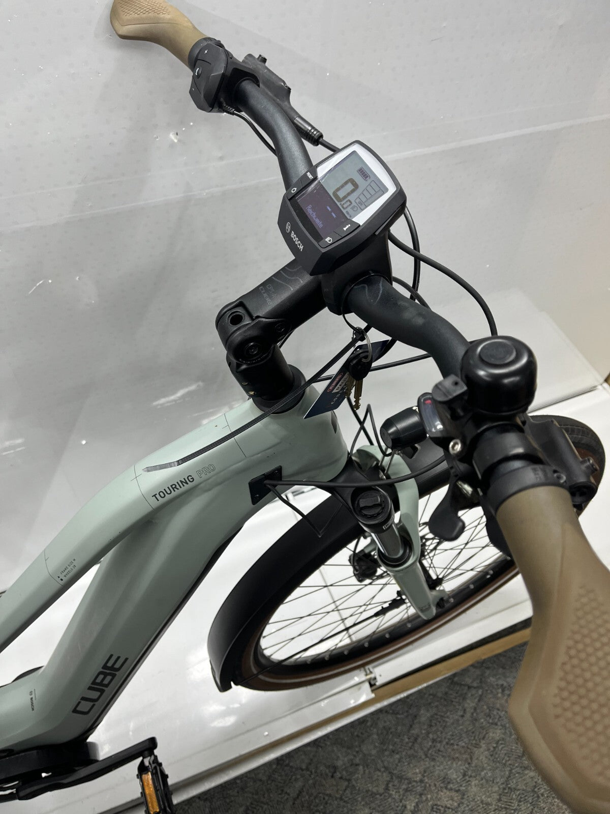 Cube Touring Hybrid Pro 625