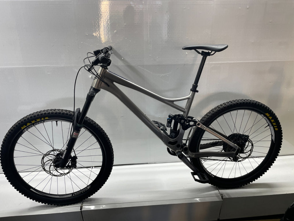 Banshee Rune Fully, NP 5600 €