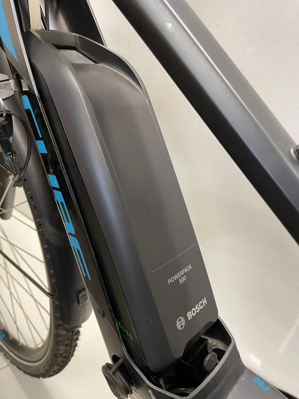 CUBE Cross Hybrid One 500, keine 750 Km gefahren!