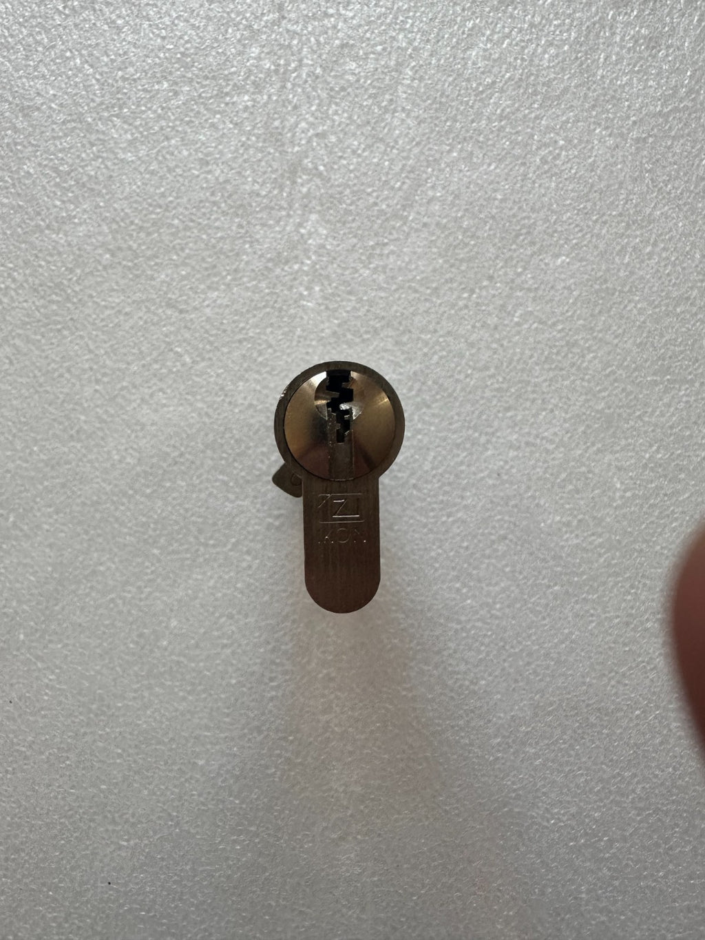 IKON Schließanlage ASSA ABLOY Gleichschließend Doppelzylinder 11x Schlüssel