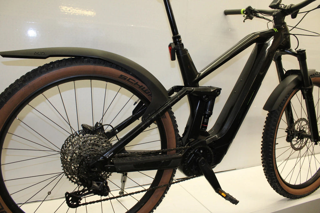 Cube Stereo Race HPC 140 R