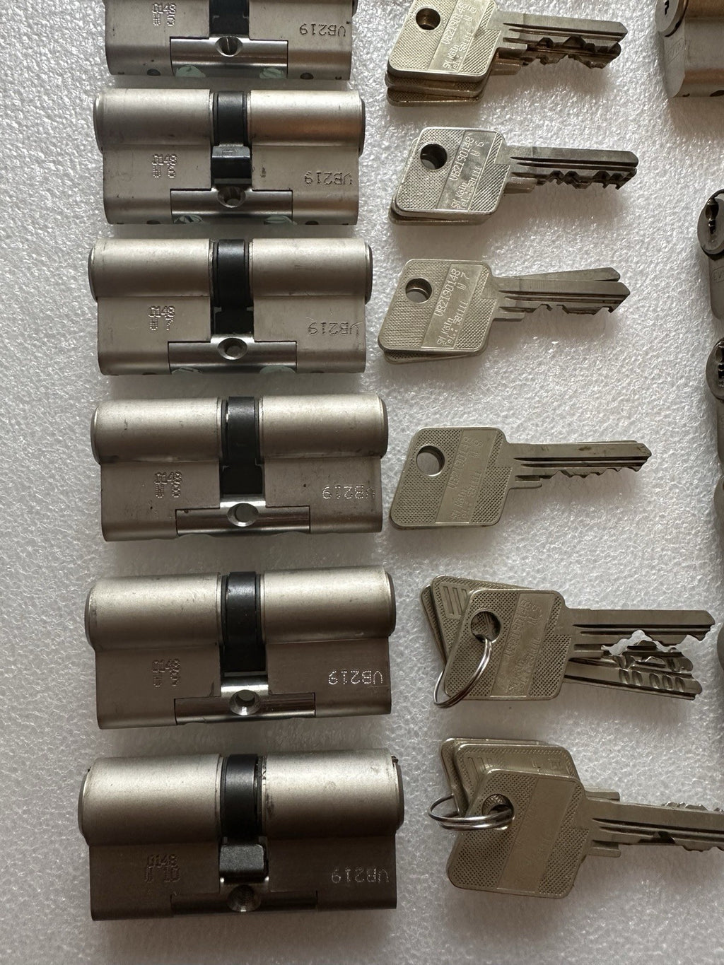 Evva Schließanlage, Zentralschließanlage, Doppelzylinder Schließplan 27 Zylinder