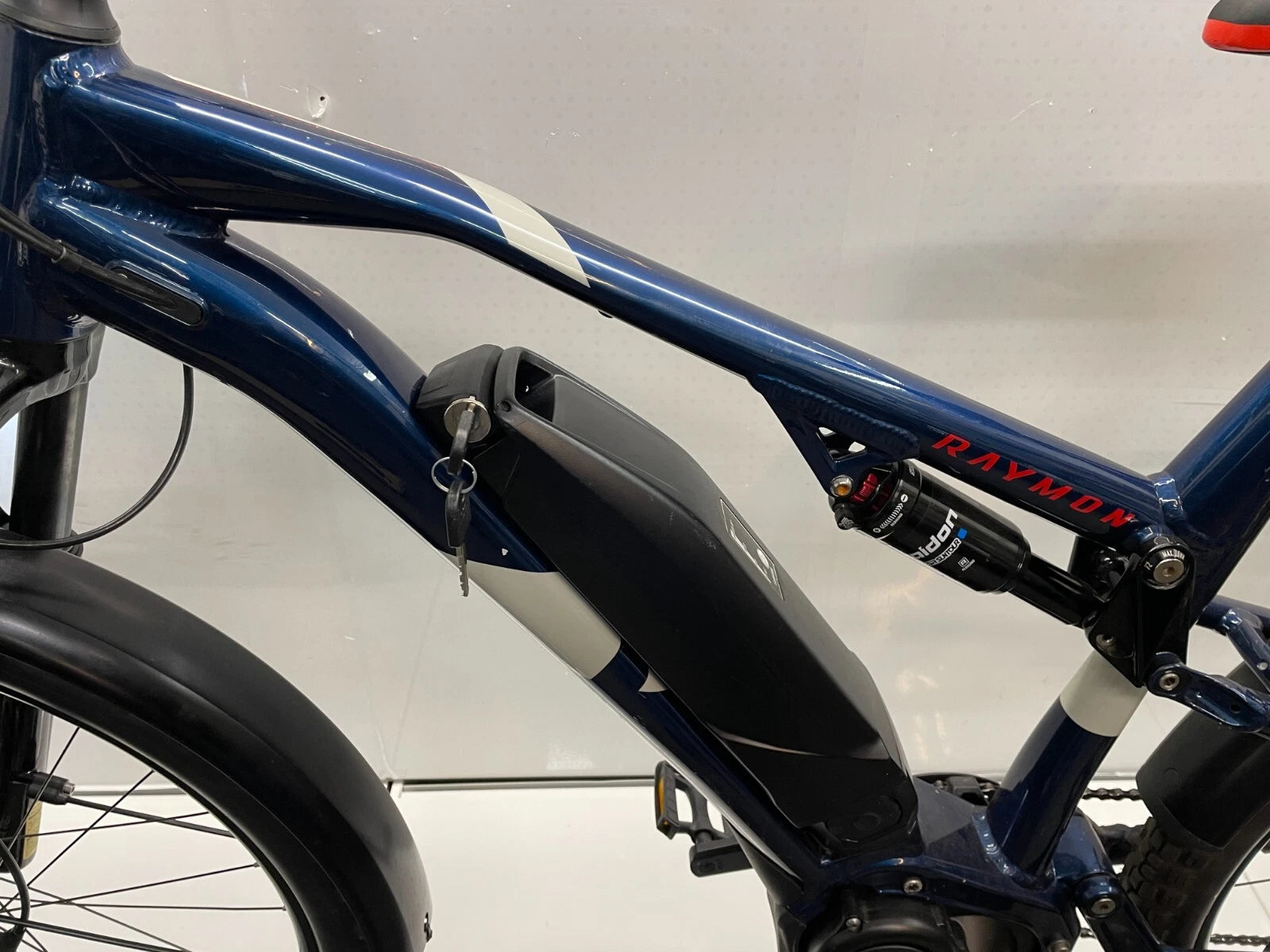Raymon Cross Ray FS E4.0 - Rahmengröße L, nur 750 Km