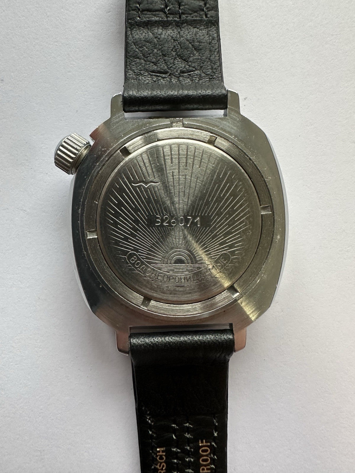 VOSTOK Komandirski Herrenuhr, Armbanduhr, Russische Uhr, Lederarmband