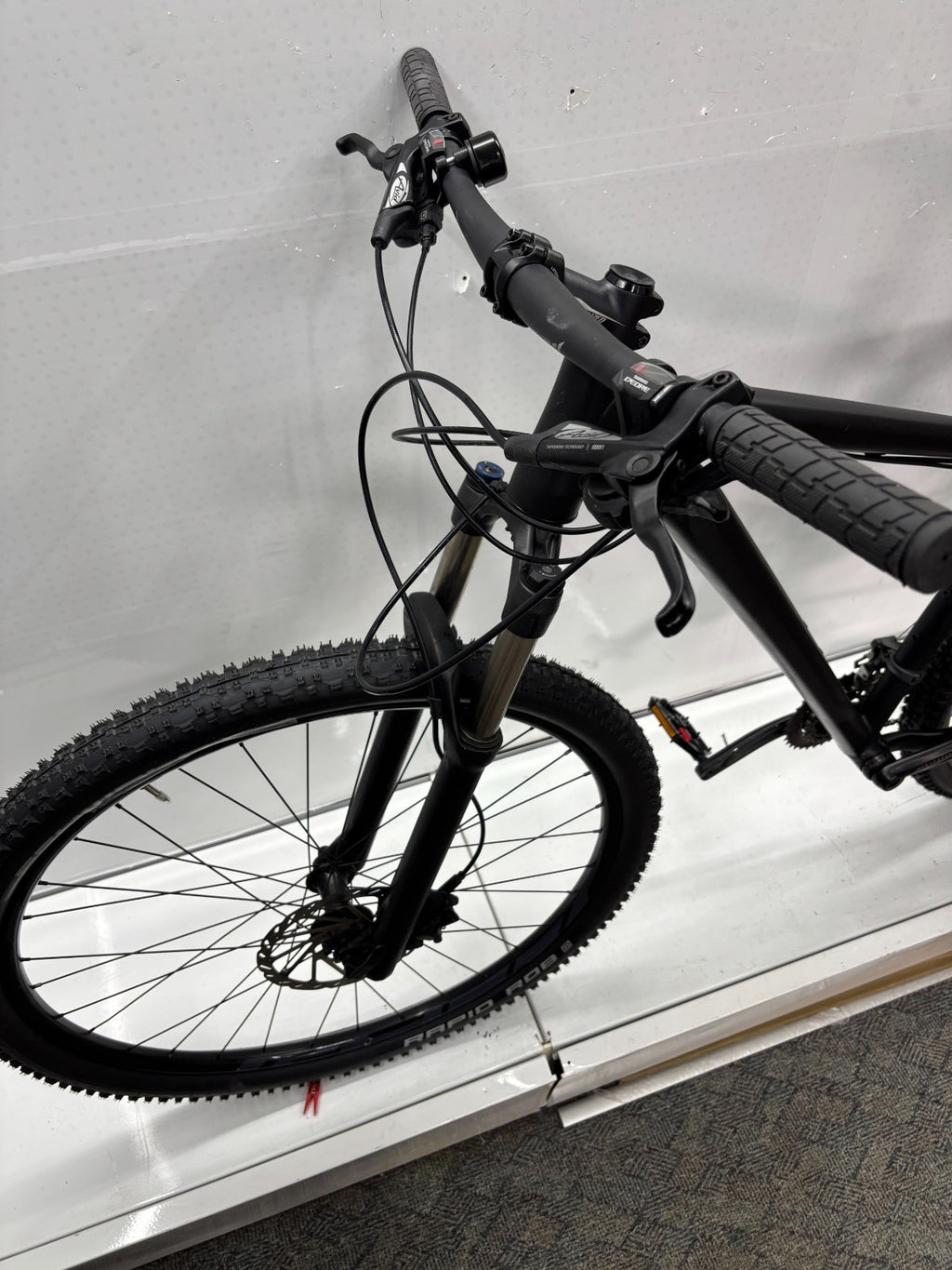 Specialized Rockshopper - viele Neuteile!