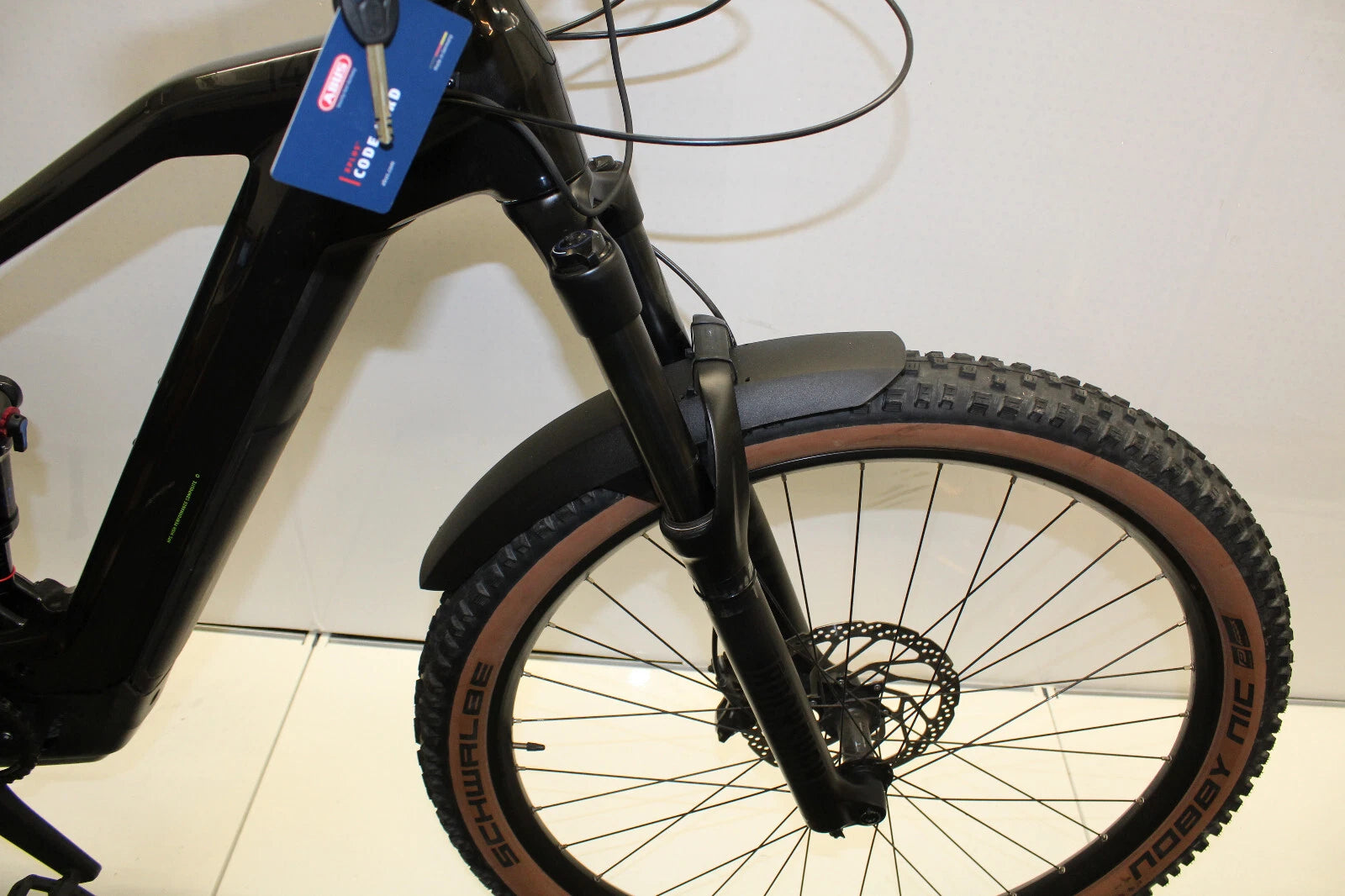 Cube Stereo Race HPC 140 R
