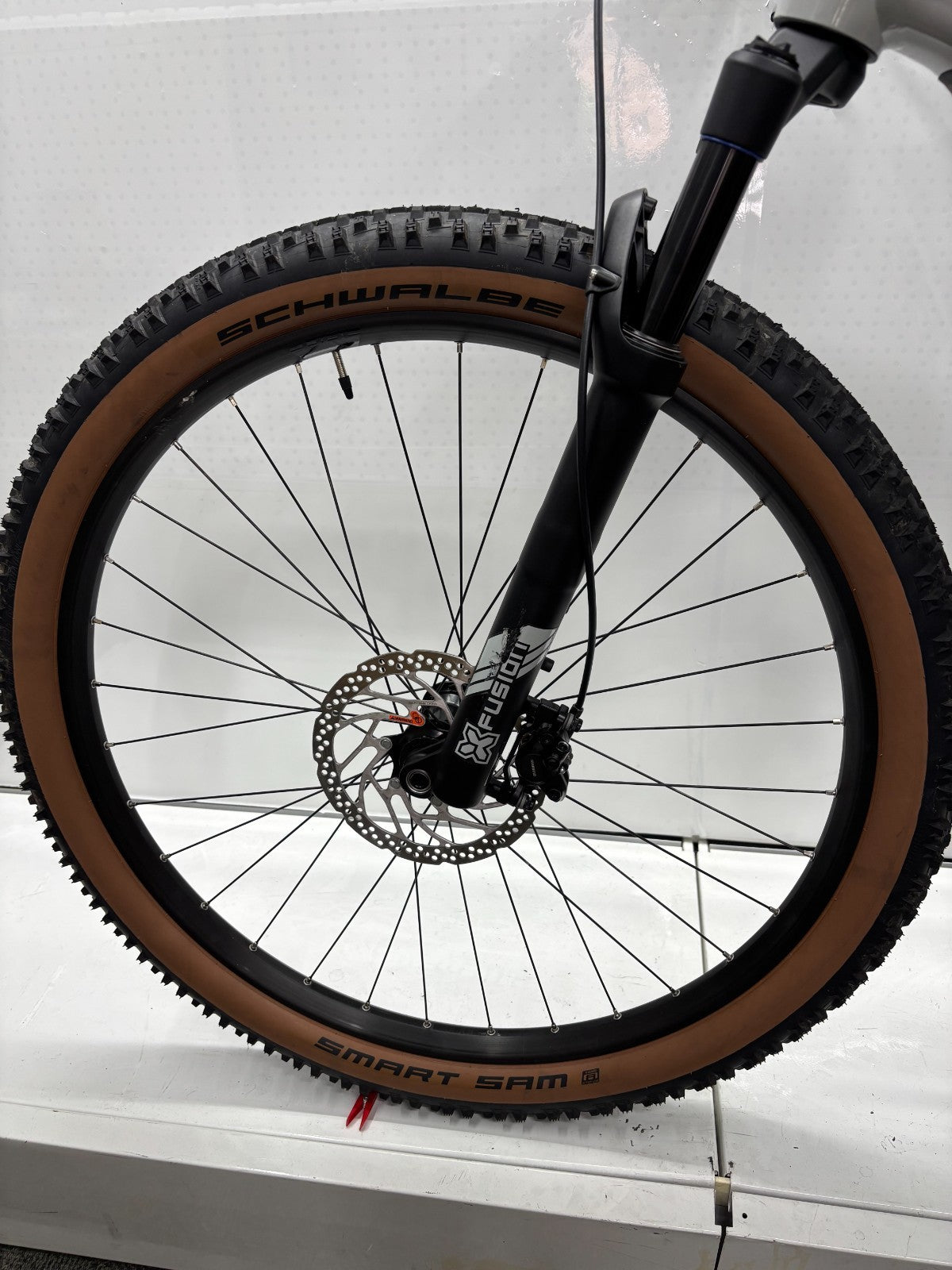 Cube Reaction Hybrid Pro E-Bike - Rahmengröße L, keine 450 Km