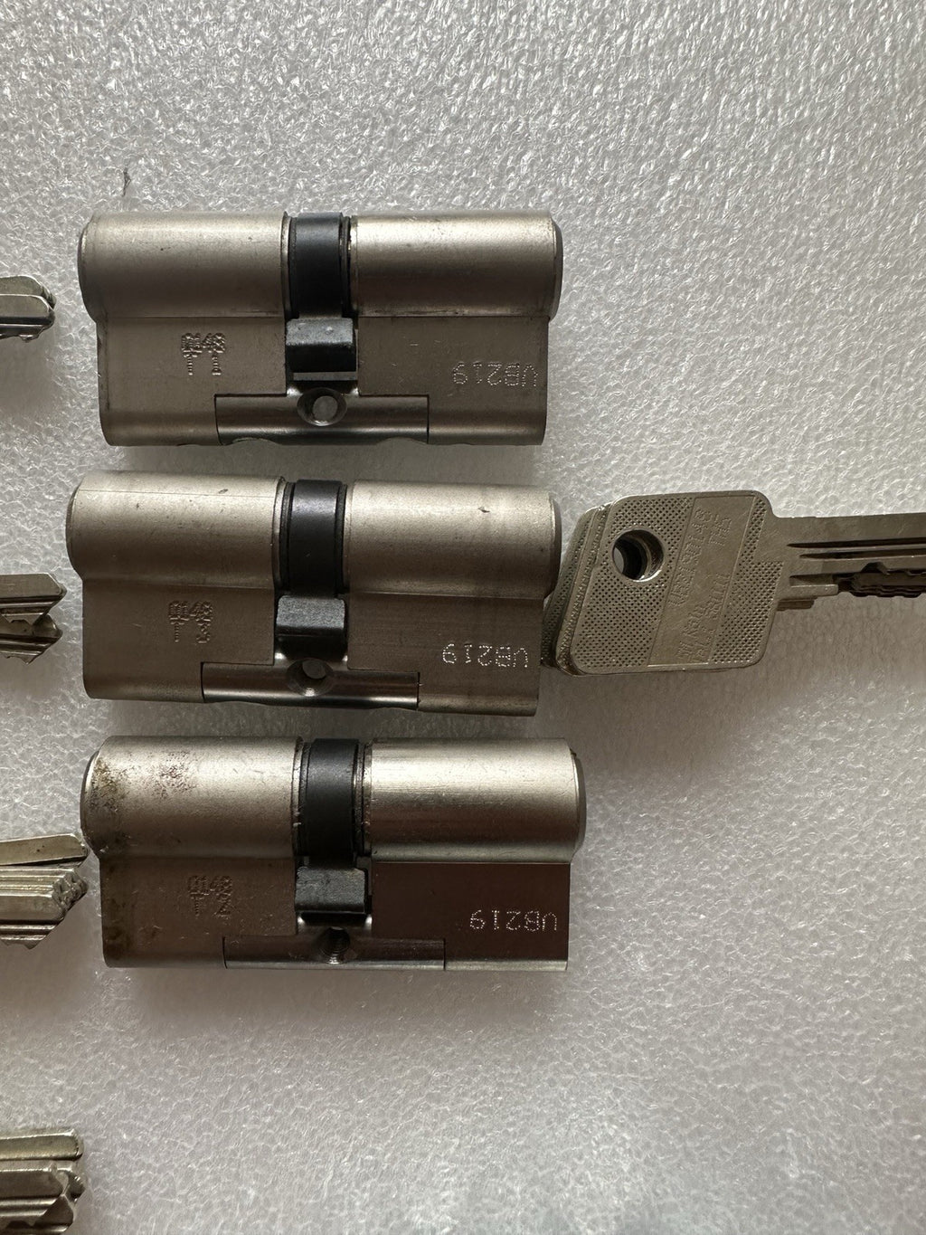 Evva Schließanlage, Zentralschließanlage, Doppelzylinder Schließplan 27 Zylinder