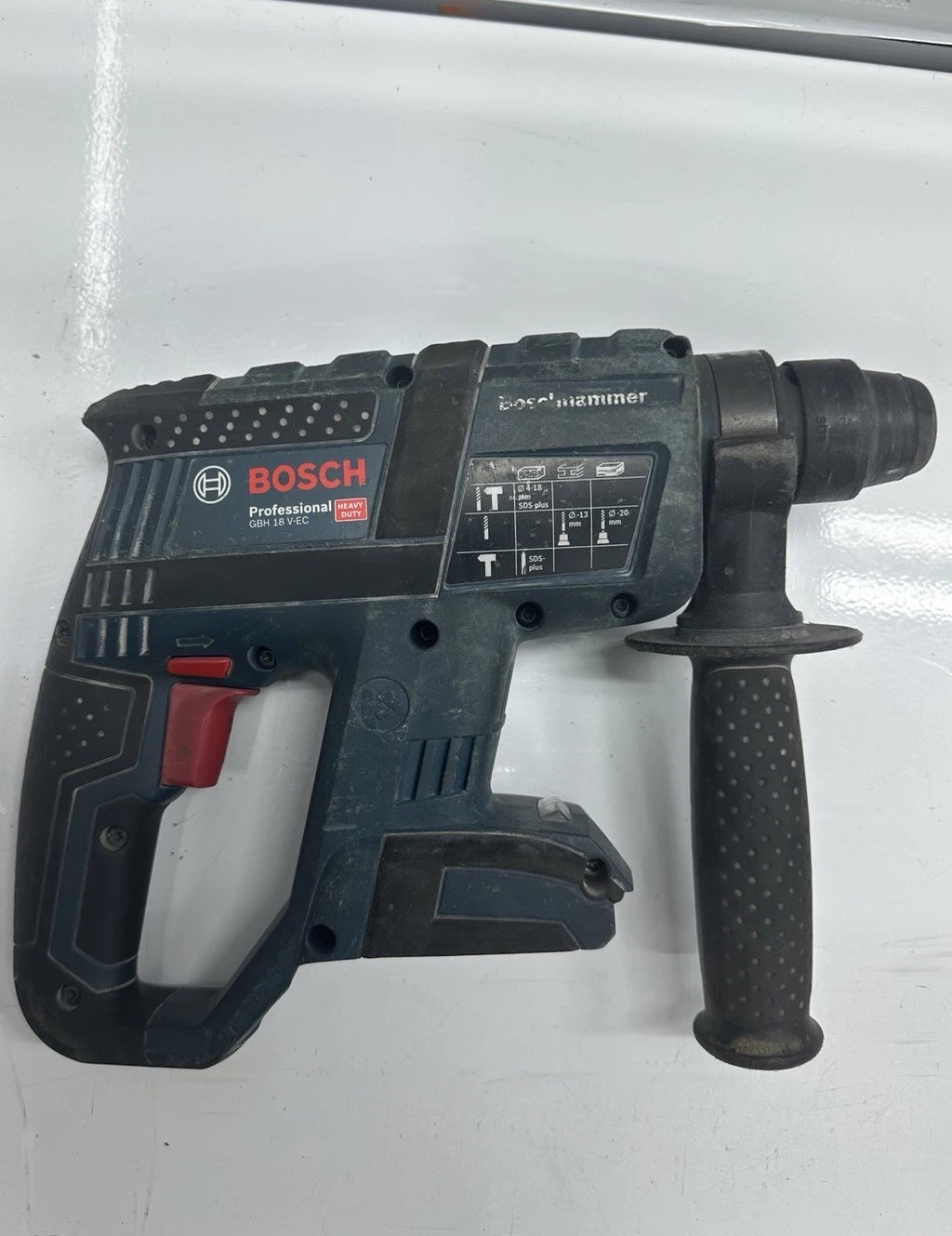 Bosch Professional GBH 18 V-EC Borhammer, 3611 J04 000 mit Bohrern ohne Akku