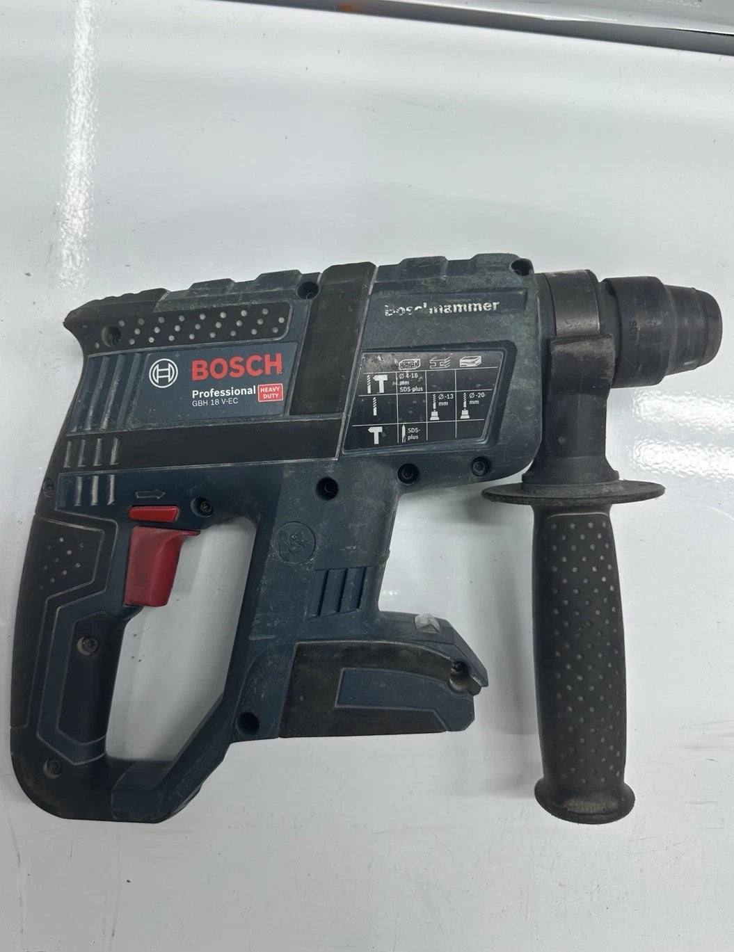 Bosch Professional GBH 18 V-EC Borhammer, 3611 J04 000 mit Bohrern ohne Akku