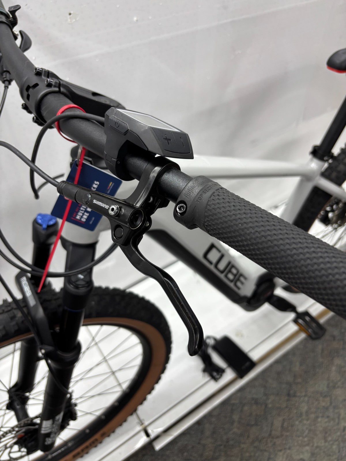 Cube Reaction Hybrid Pro E-Bike - Rahmengröße L, keine 450 Km