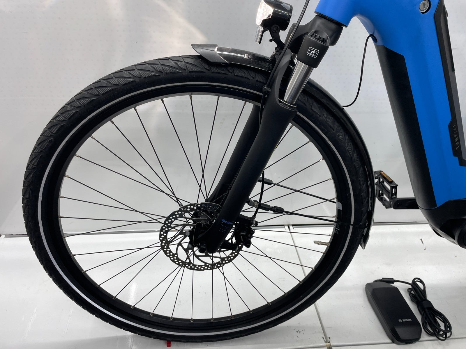 Winora tria N8E Damen E-Bike, keine 100 KM gefahren, wie neu!