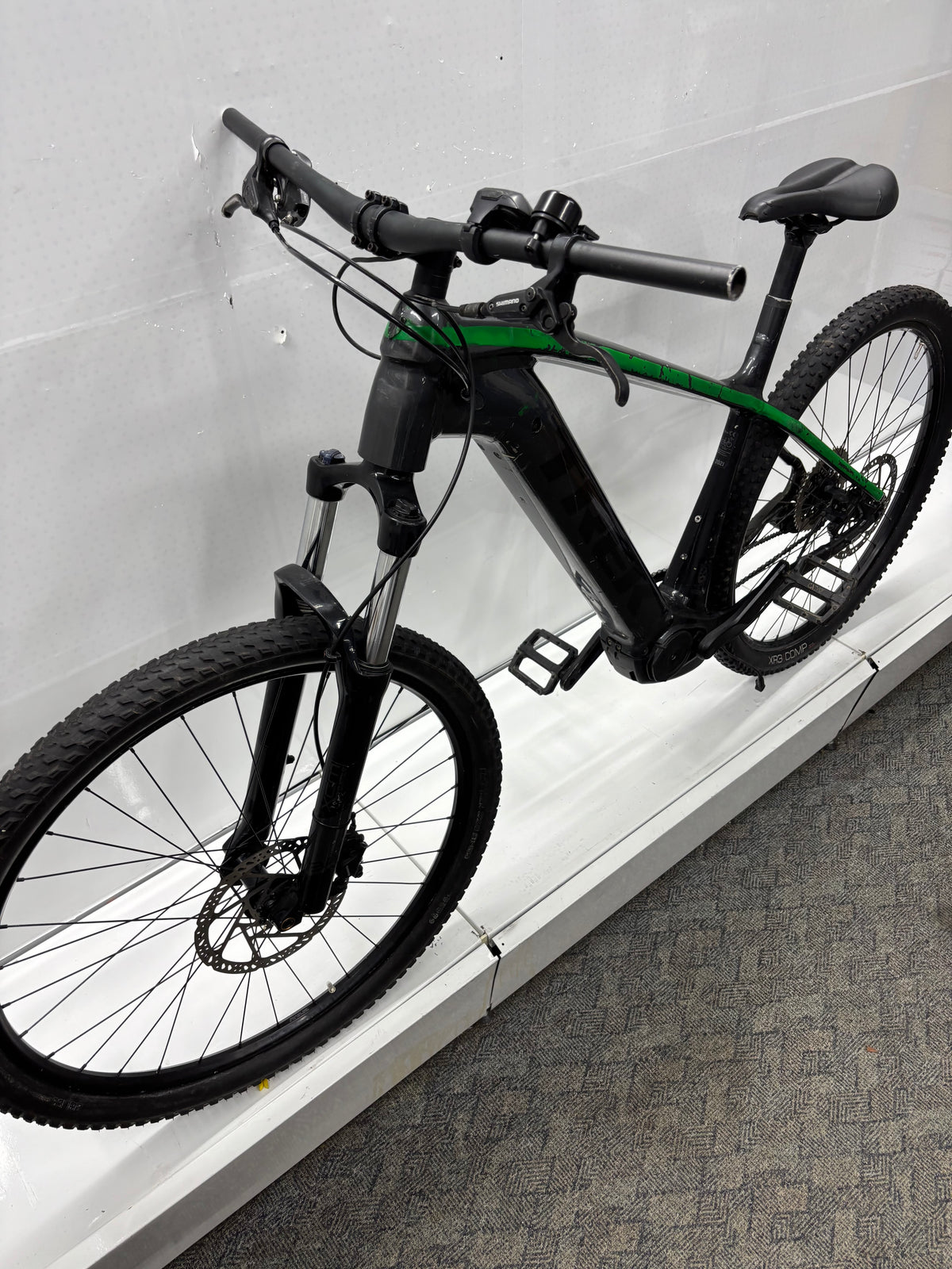 Trek Powerfly 4 E-Bike - BASTLER zum Wiederaufbau / Ersatzteilspender