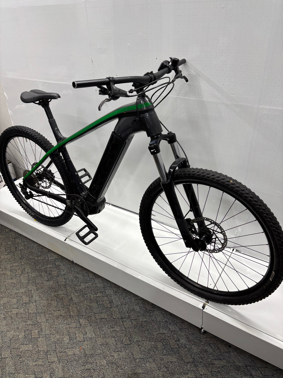 Trek Powerfly 4 E-Bike - BASTLER zum Wiederaufbau / Ersatzteilspender