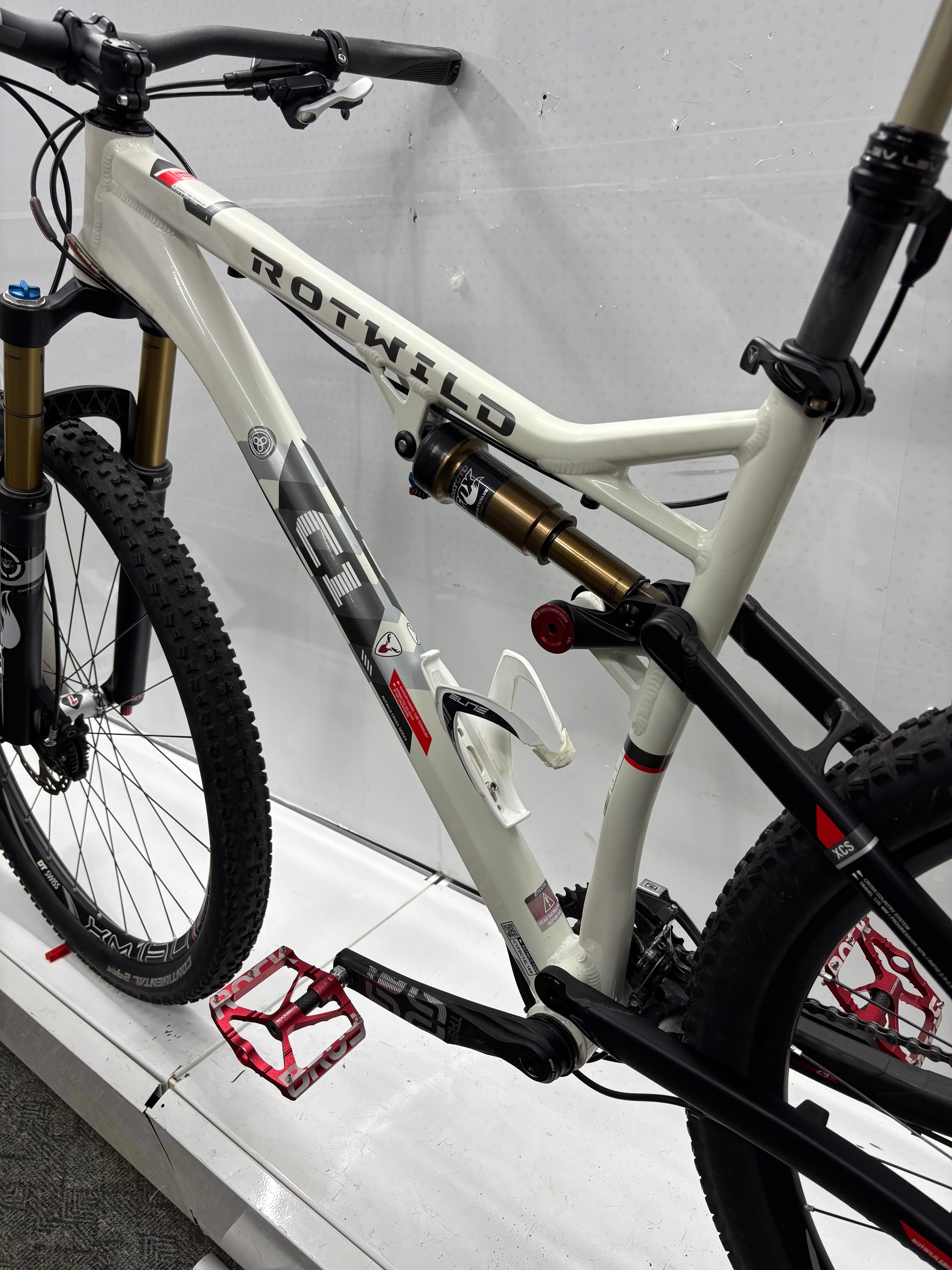 Rotwild C1 Cross Series