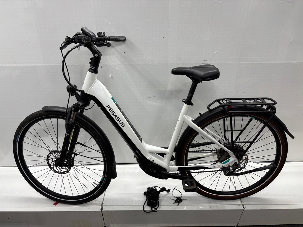 Pegasus Premio EV Un Fahrrad - Bastlerrad - DEFEKT - viele gute Teile