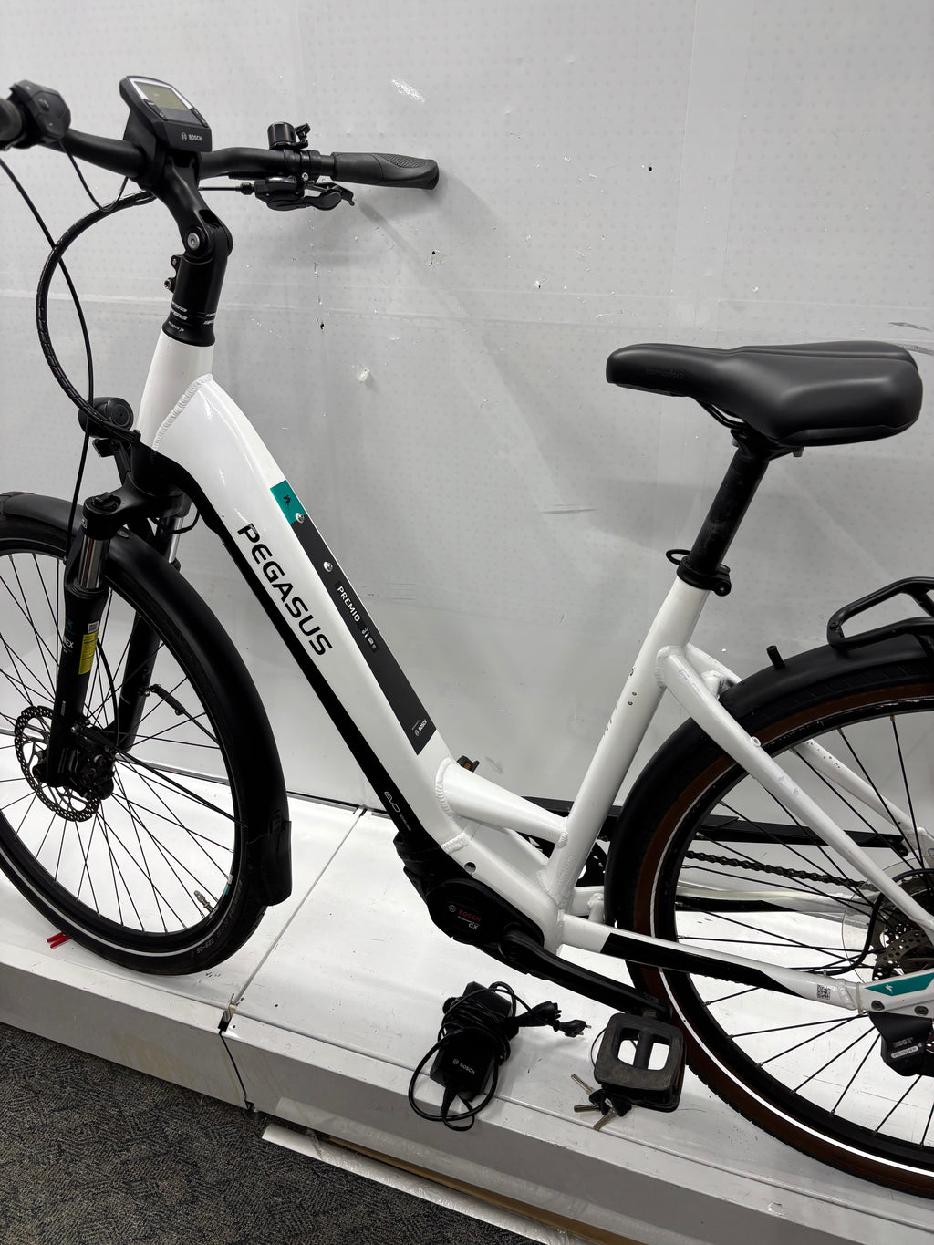 Pegasus Premio EV Un Fahrrad - Bastlerrad - DEFEKT - viele gute Teile