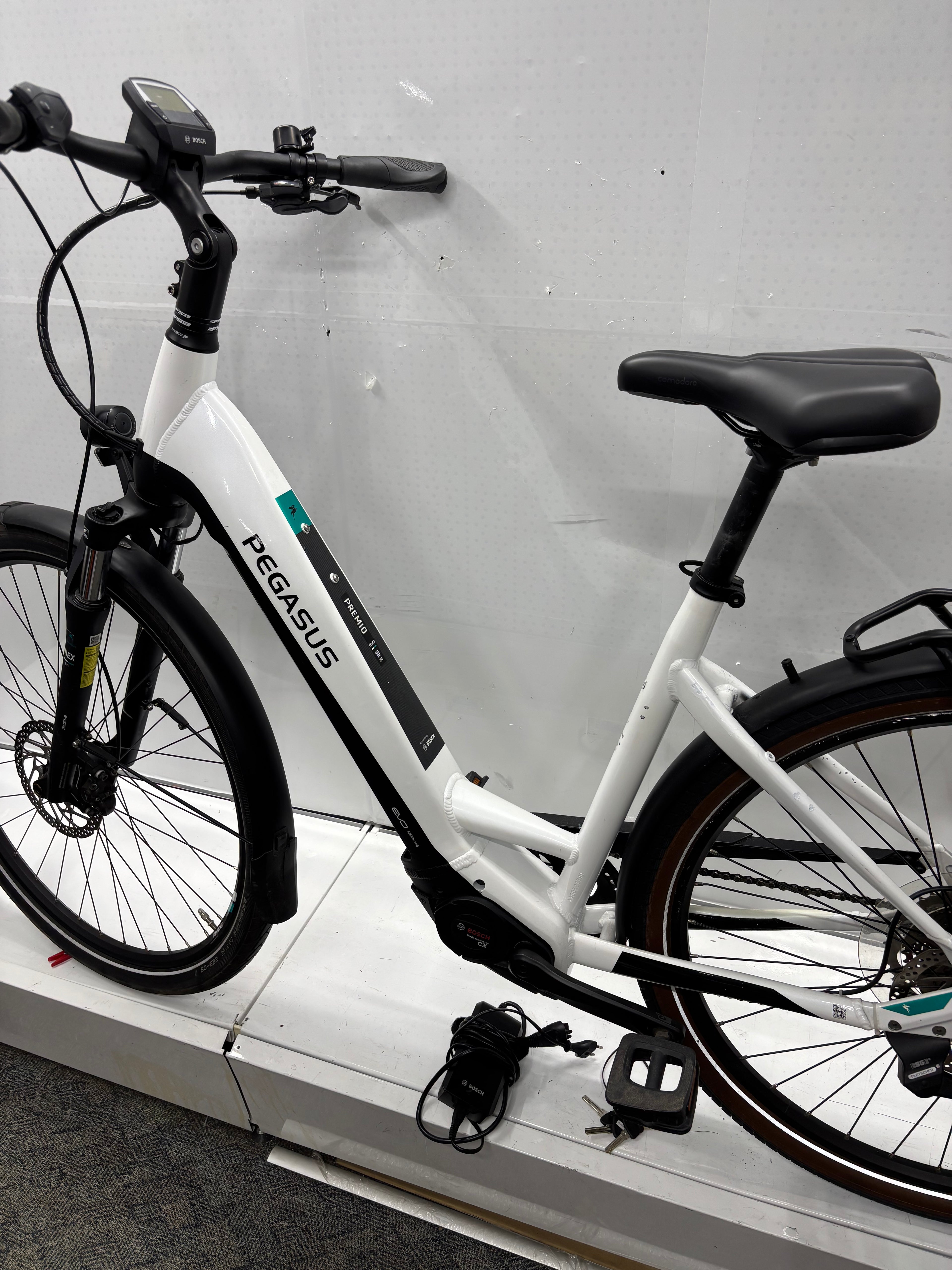 Pegasus Premio EV Un Fahrrad - Bastlerrad - DEFEKT - viele gute Teile