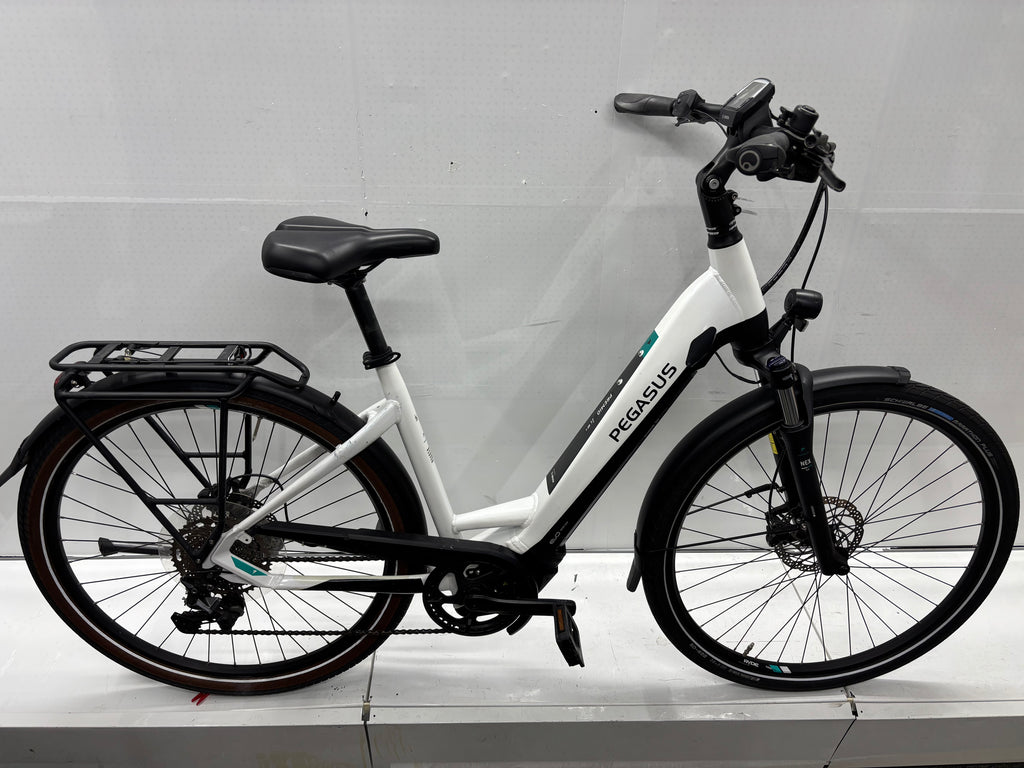 Pegasus Premio EV Un Fahrrad - Bastlerrad - DEFEKT - viele gute Teile