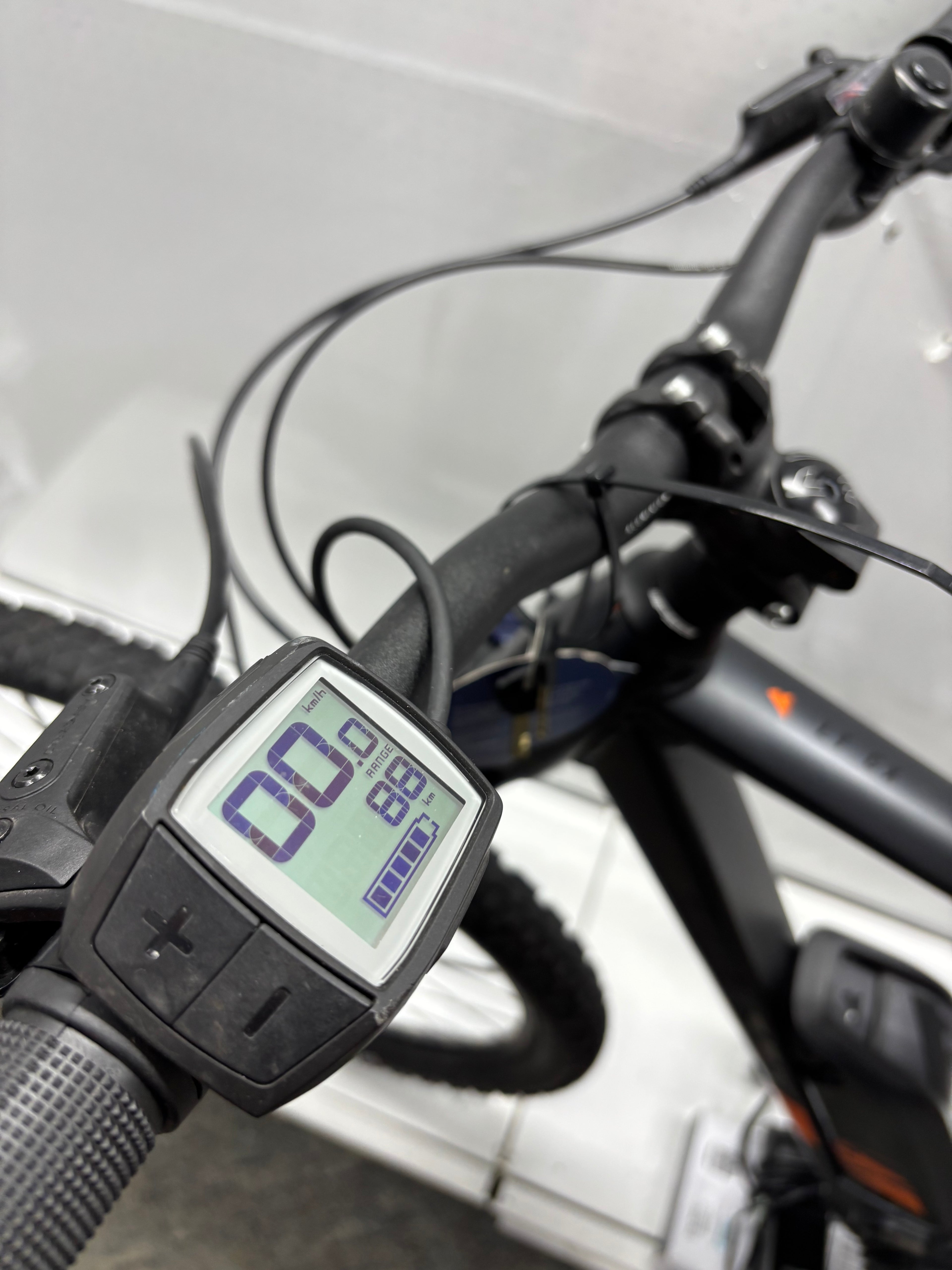 Bulls LTCX, nur 650 KM gefahren !