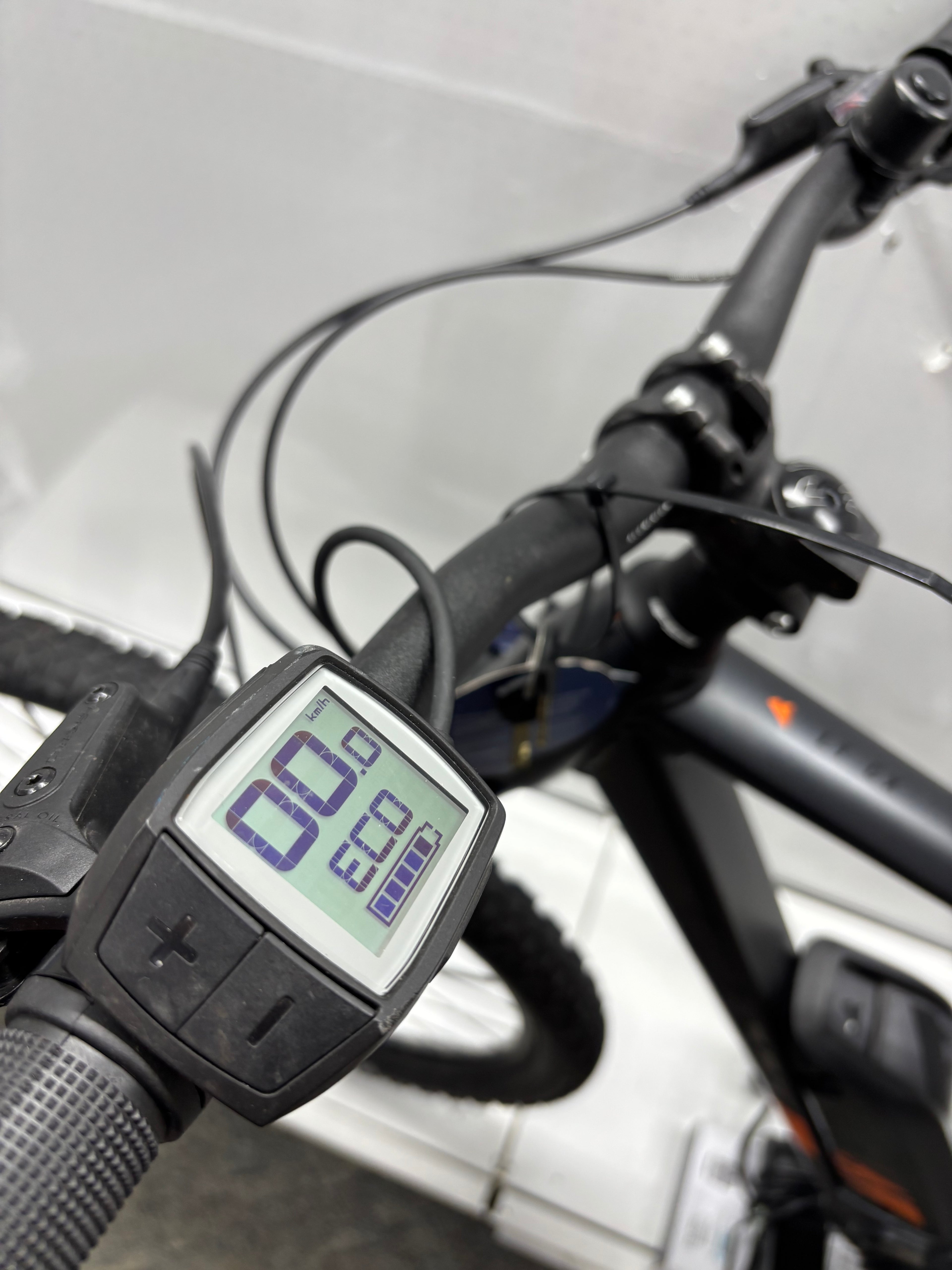 Bulls LTCX, nur 650 KM gefahren !