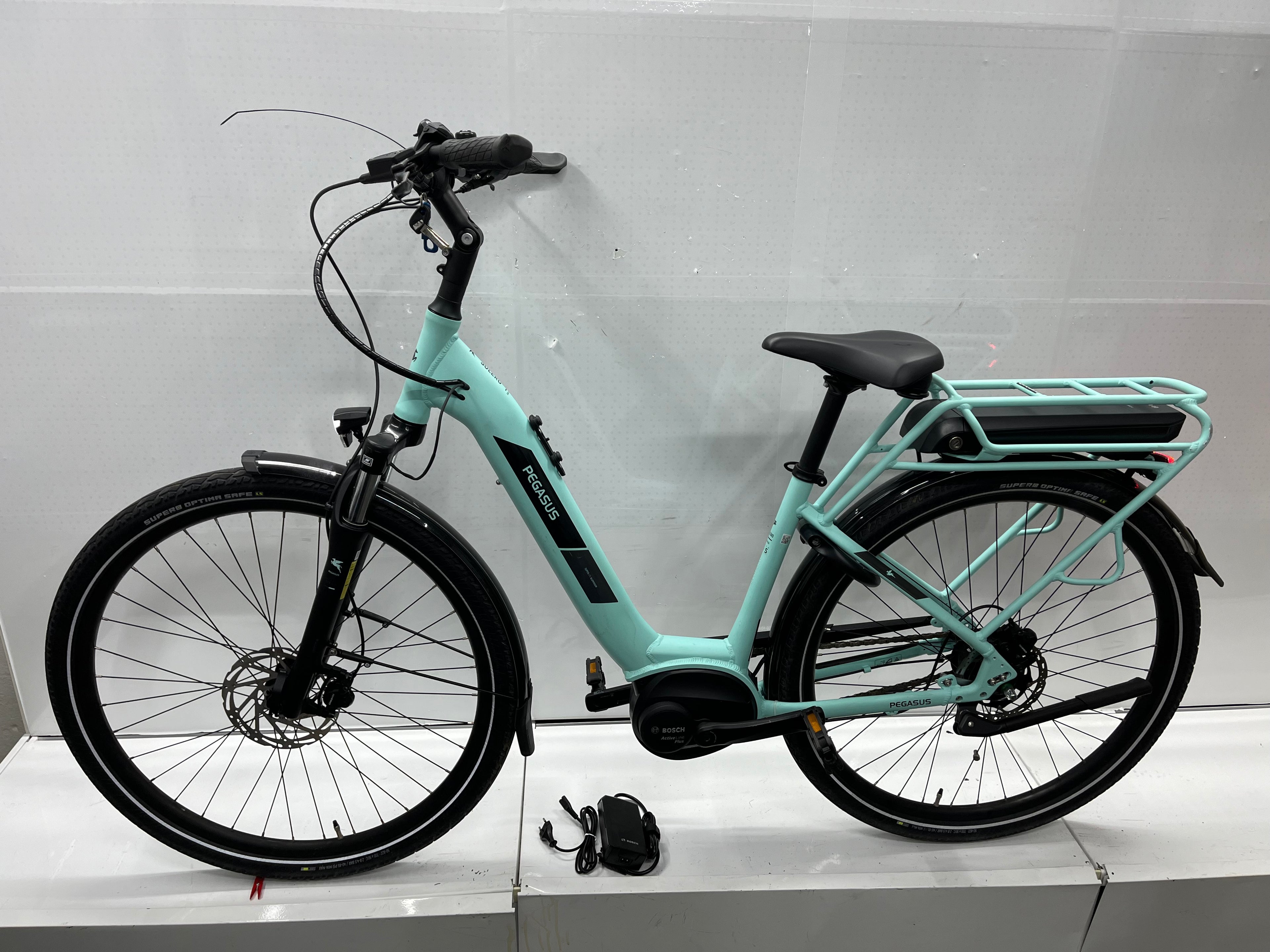 Pegasus Solero E8R Plus, keine 450 Km gefahren!