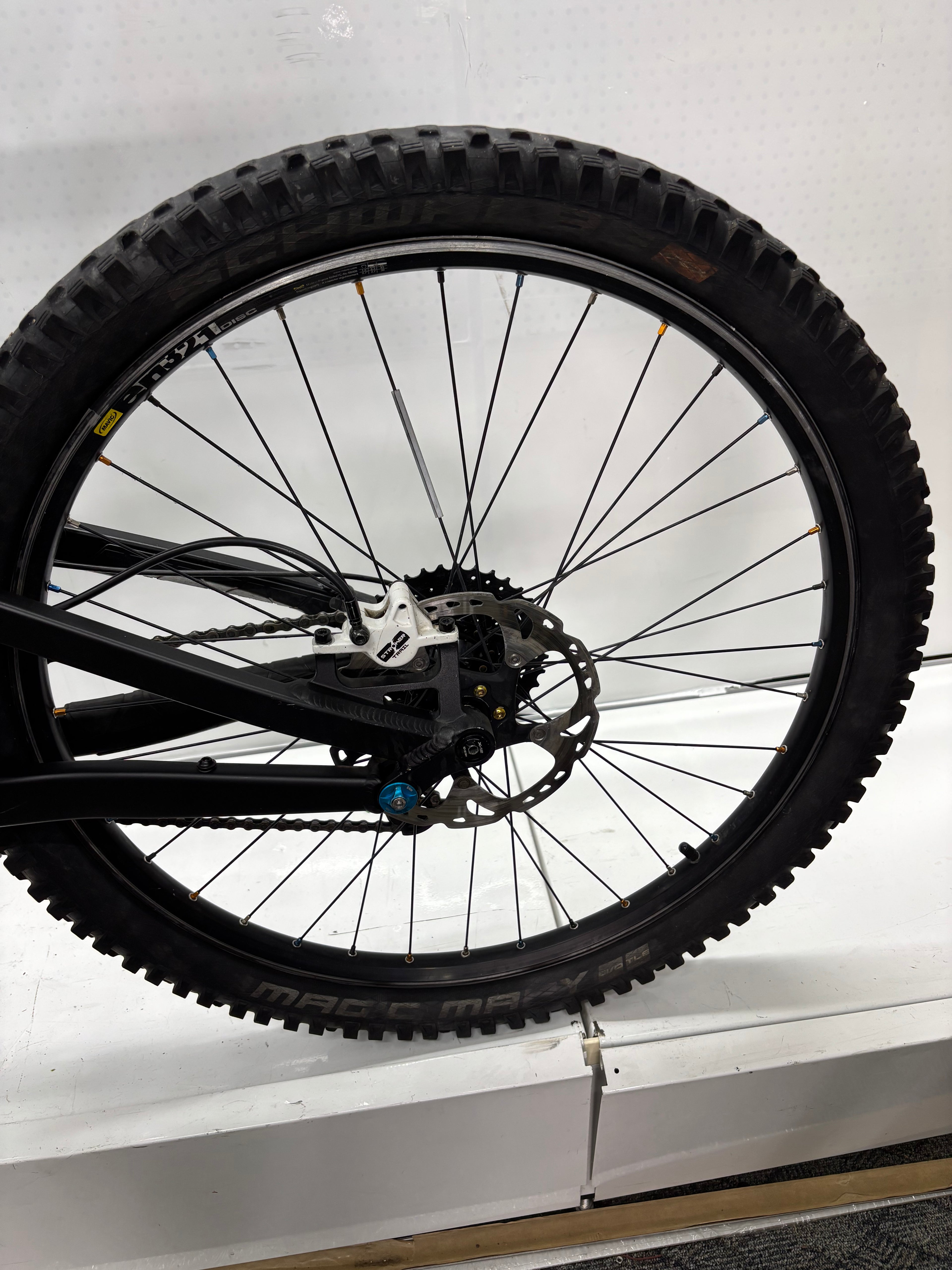 Canyon Torque FRX - Rahmengröße L - Bastlerrad DEFEKT