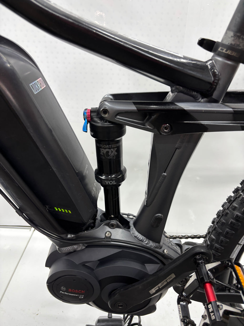 Cube Stereo 120 Hybrid viele Neuteile!