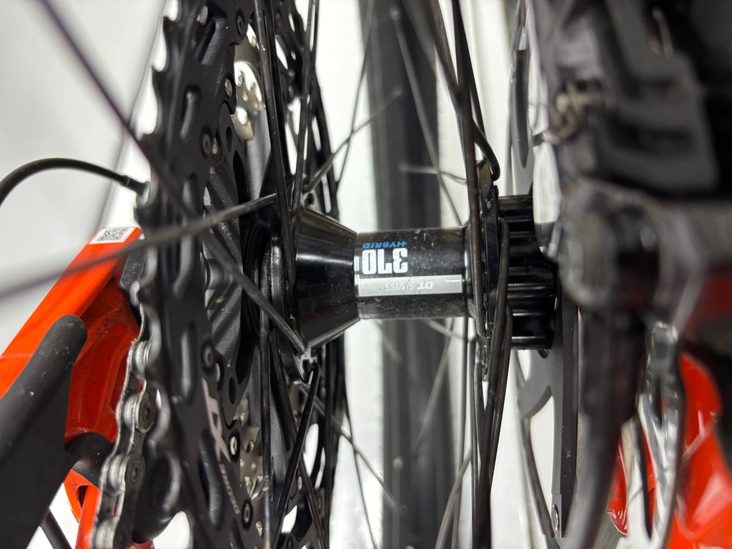 Cannondale Moterra Neo E-Fully - neuer Motor ! TOP !
