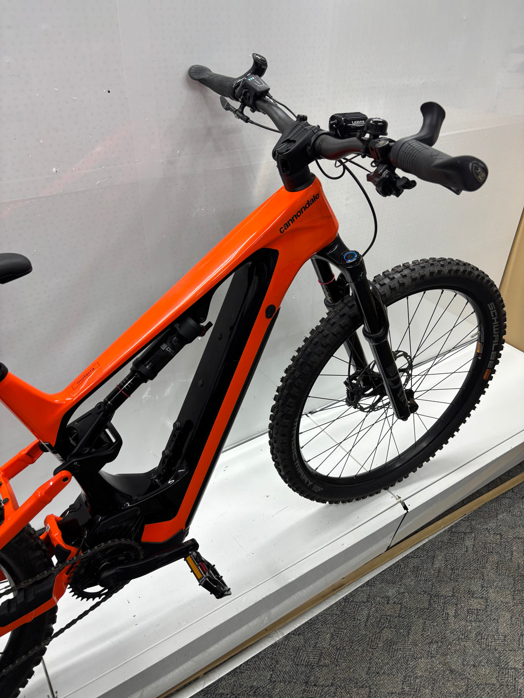 Cannondale Moterra Neo E-Fully - neuer Motor ! TOP !