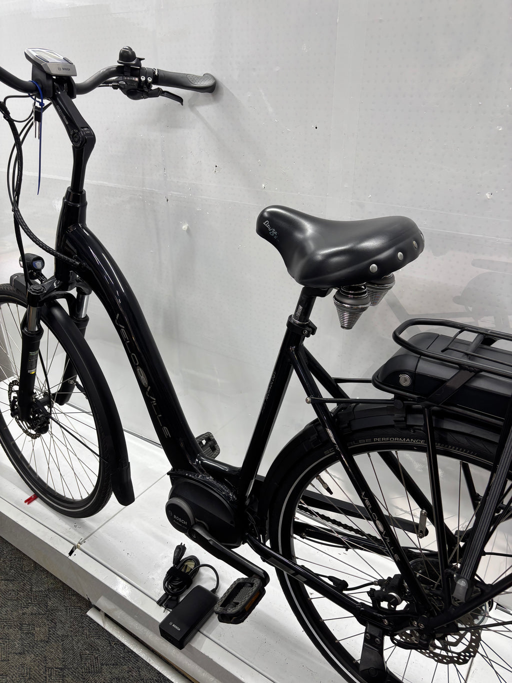 Velo de Ville CEB70 LTD