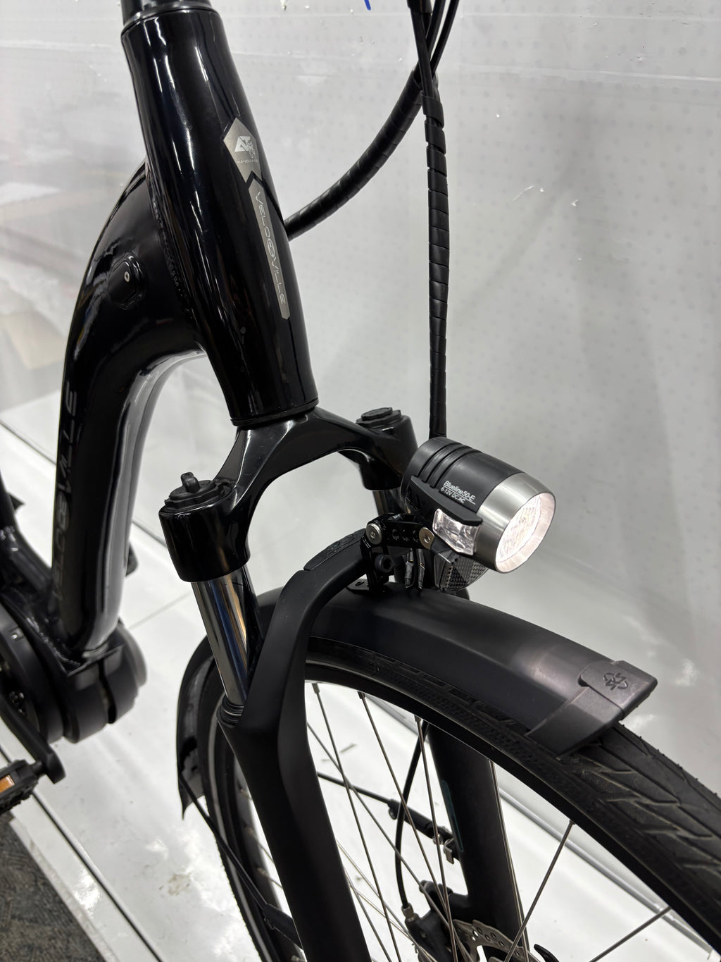 Velo de Ville CEB70 LTD
