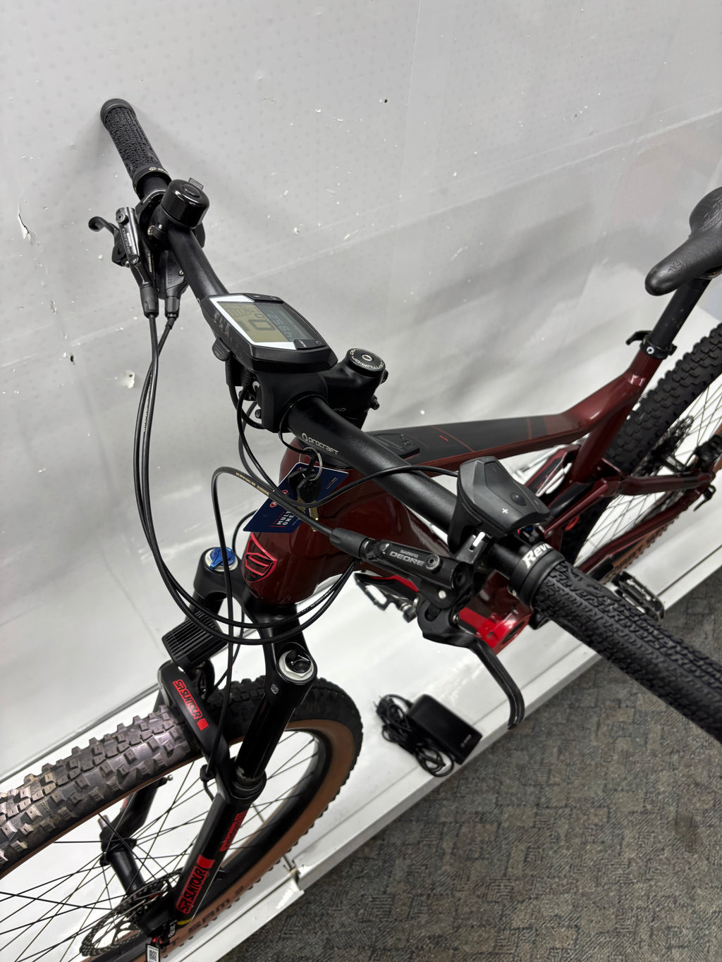 Centurion E-Fully Thasa
