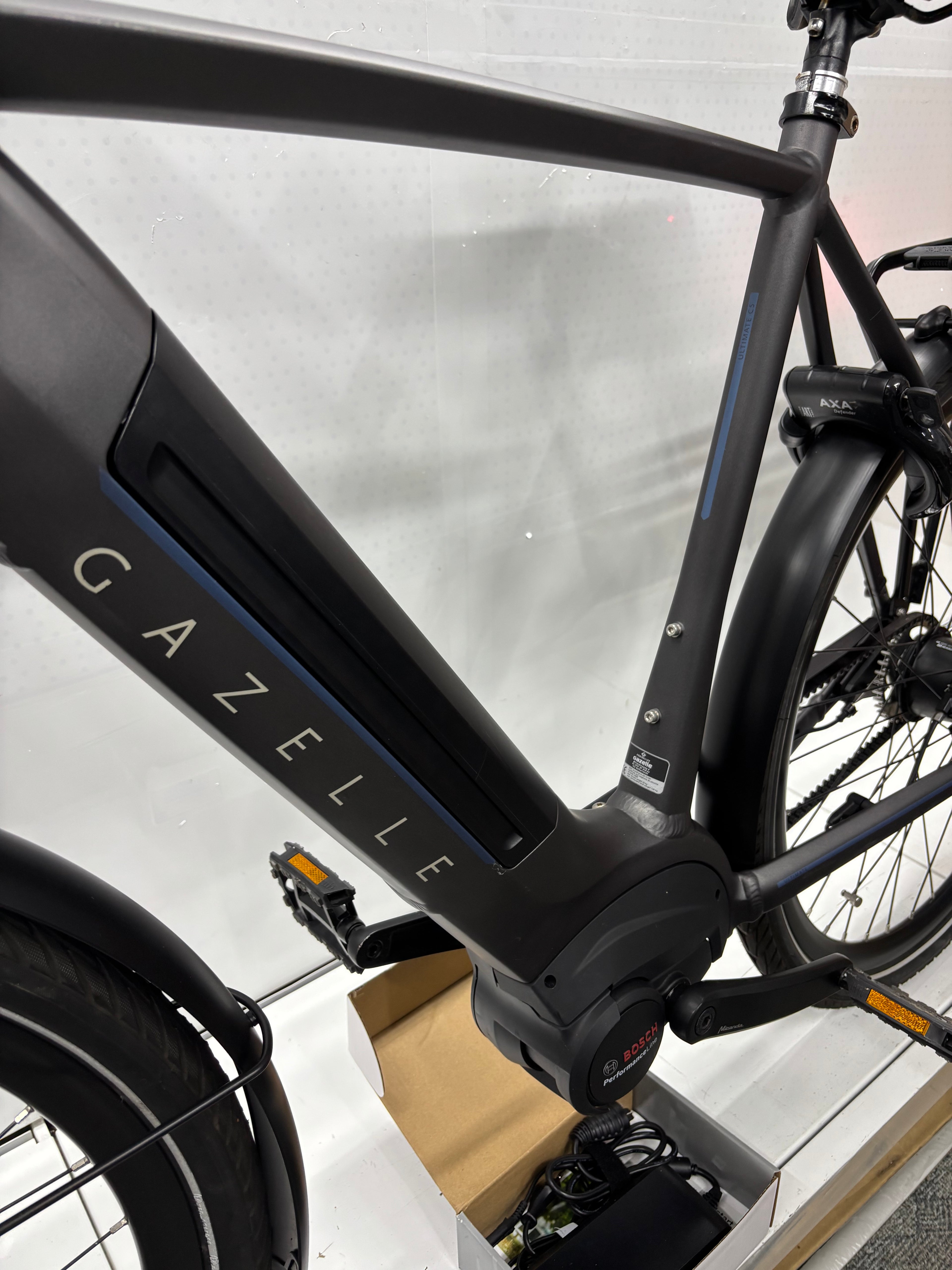 Gazelle Ultimate C5 HMB